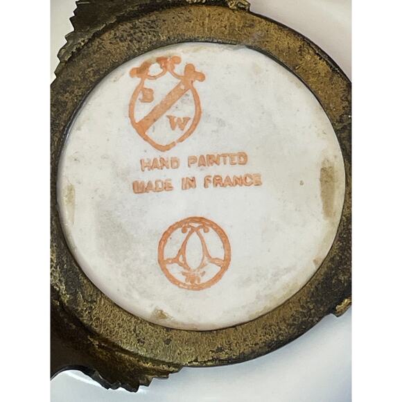 Antique Porcelain and Brass French Victorian Design Footed Powder or Trinket Box - Picture 7 of 9